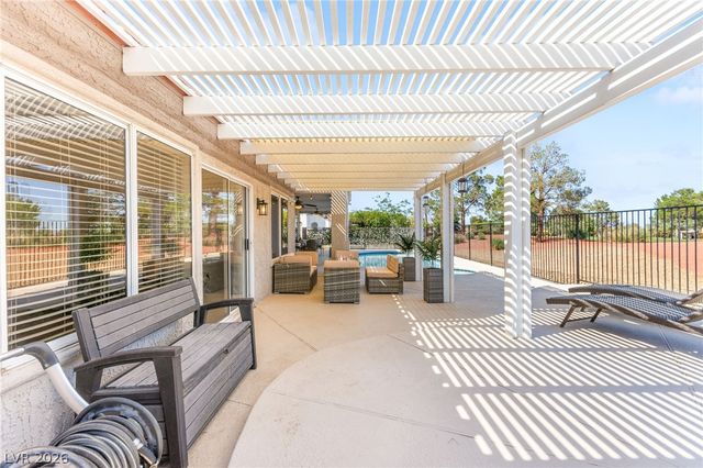 2900 Crown Ridge Drive, Las Vegas, NV 89134