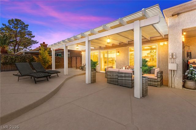 2900 Crown Ridge Drive, Las Vegas, NV 89134