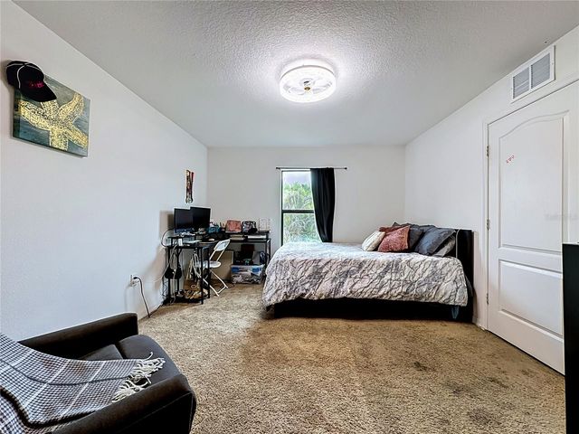 1717 CHATHAM GREEN CIRCLE, Ruskin, FL 33570