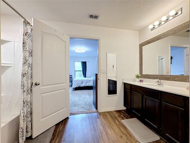 1717 CHATHAM GREEN CIRCLE, Ruskin, FL 33570