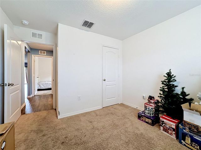 1717 CHATHAM GREEN CIRCLE, Ruskin, FL 33570