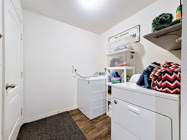 1717 CHATHAM GREEN CIRCLE, Ruskin, FL 33570