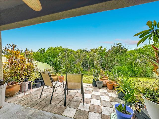 1717 CHATHAM GREEN CIRCLE, Ruskin, FL 33570