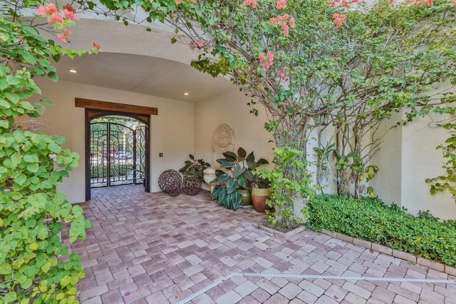 2508 Mizner Lake Court, Wellington, FL 33414