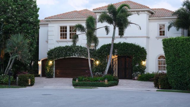 2508 Mizner Lake Court, Wellington, FL 33414