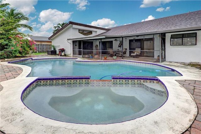 7145 NW 49th Ct, Lauderhill, FL 33319