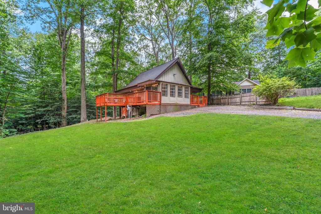 11267 ALAMO CT, Lusby, MD 20657