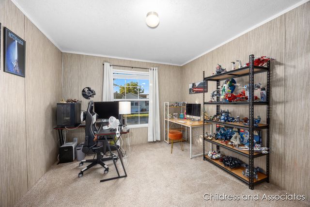 360 E Tuttle Road 6, Ionia, MI 48846