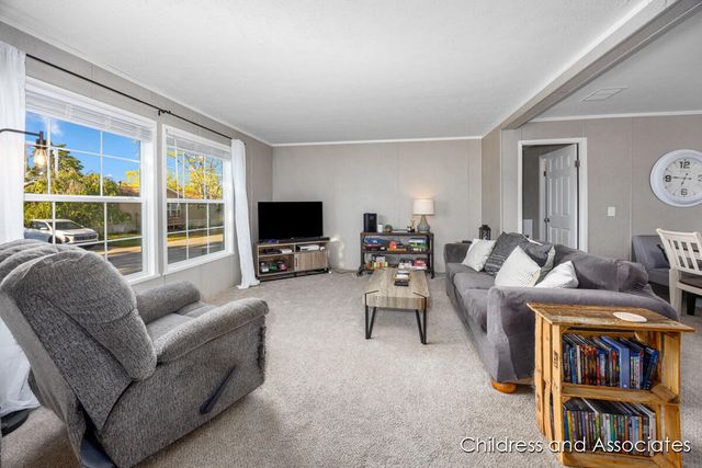 360 E Tuttle Road 6, Ionia, MI 48846