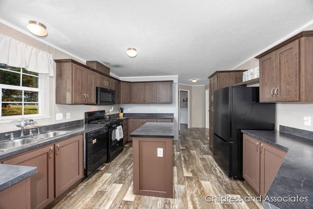 360 E Tuttle Road 6, Ionia, MI 48846