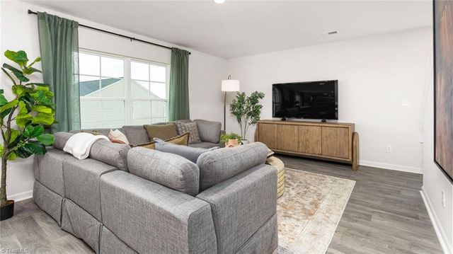 501 Baymeade Drive, Lexington, NC 27295