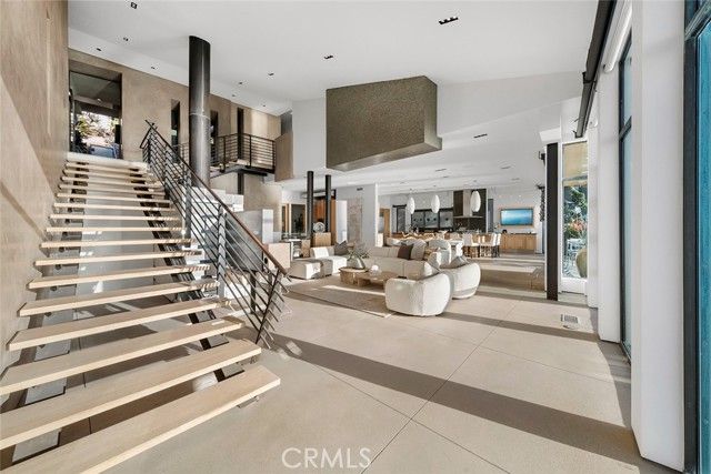 2665 Victoria Drive, Laguna Beach, CA 92651