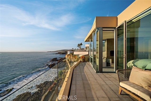 2665 Victoria Drive, Laguna Beach, CA 92651
