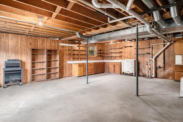 215 Coon Prairie AVENUE, Westby, WI 54667