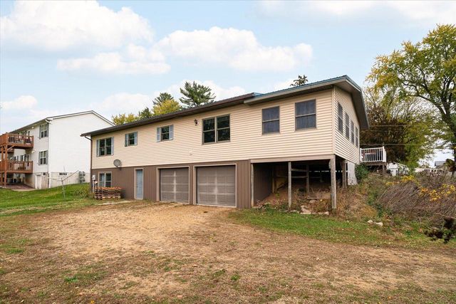 215 Coon Prairie AVENUE, Westby, WI 54667