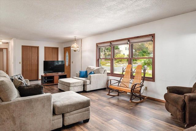 215 Coon Prairie AVENUE, Westby, WI 54667