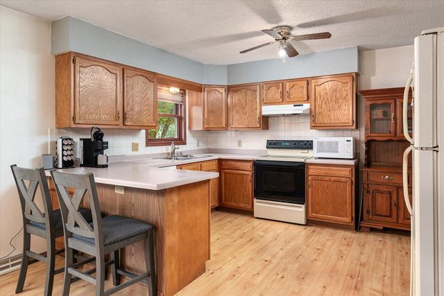 215 Coon Prairie AVENUE, Westby, WI 54667