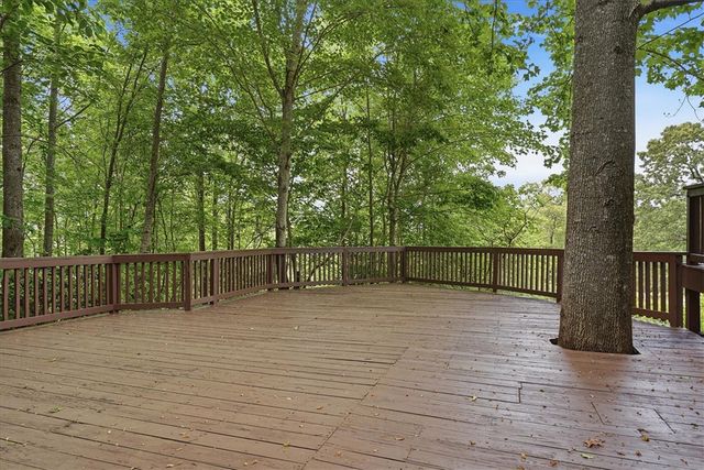100 Brittany Way, Pickens, SC 29671