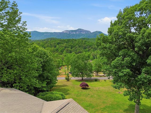 100 Brittany Way, Pickens, SC 29671