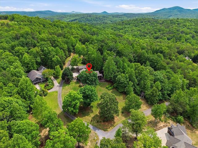 100 Brittany Way, Pickens, SC 29671