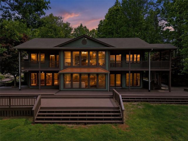 100 Brittany Way, Pickens, SC 29671