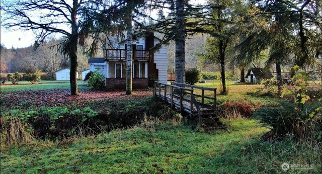 16 Urych Road, Raymond, WA 98577