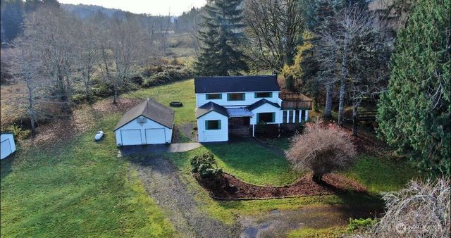 16 Urych Road, Raymond, WA 98577