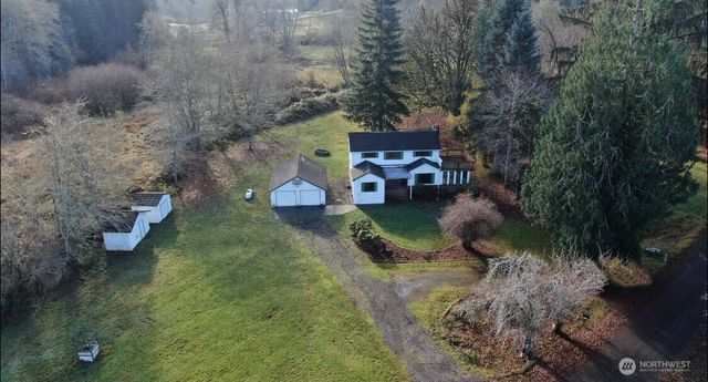 16 Urych Road, Raymond, WA 98577