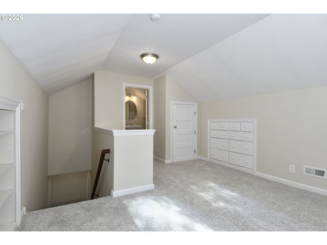8109 Sw 6TH Ave, Portland, OR 97219