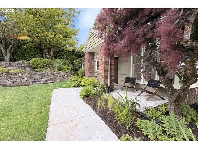 8109 Sw 6TH Ave, Portland, OR 97219