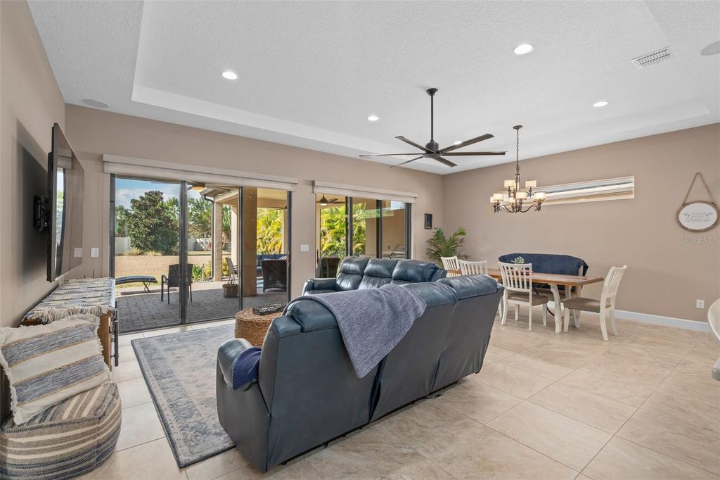 Image 12 of property listing at 1164 ESPERANZA RIDGE ROAD, Clermont, FL 34715