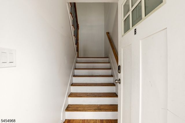 741 Seaport Dr, Elizabeth City, NJ 07201