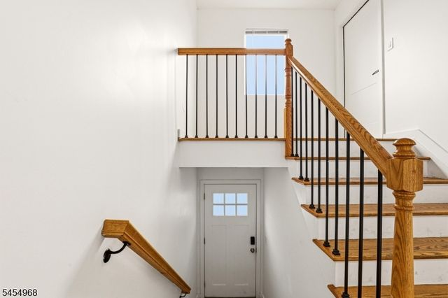 741 Seaport Dr, Elizabeth City, NJ 07201