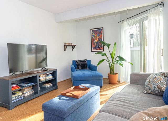 81 Main Street 15B, Branford, CT 06405