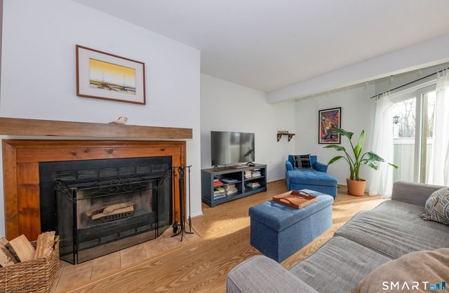 81 Main Street 15B, Branford, CT 06405