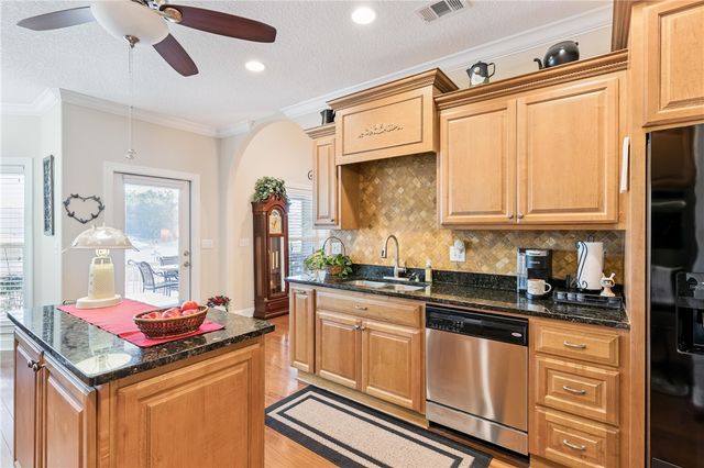 423 Belmont Circle, Brunswick, GA 31525