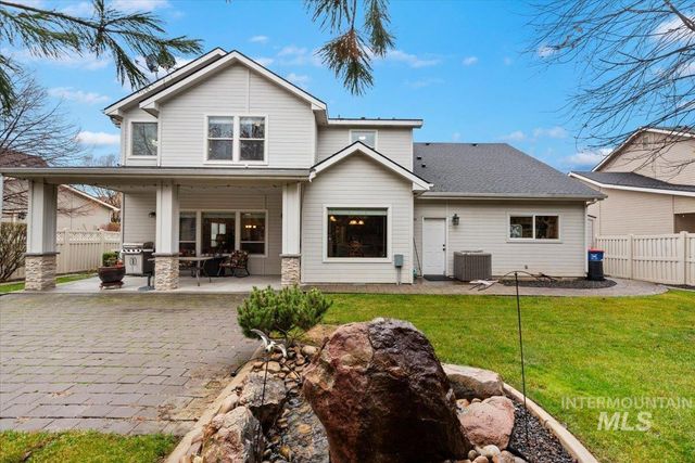 2998 E Shadowwolf Dr, Eagle, ID 83616