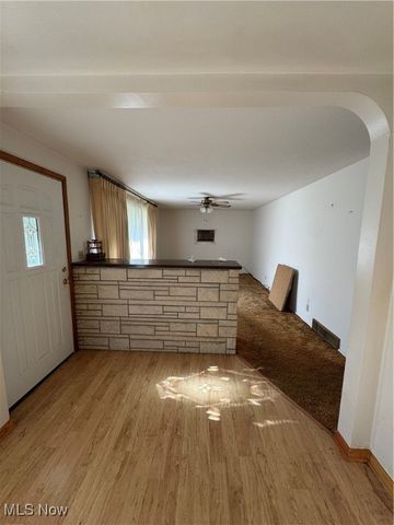 1029 Maple Street, Tallmadge, OH 44278