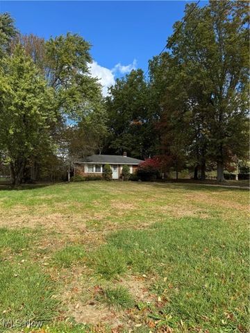 1029 Maple Street, Tallmadge, OH 44278