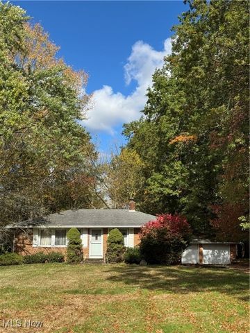 1029 Maple Street, Tallmadge, OH 44278