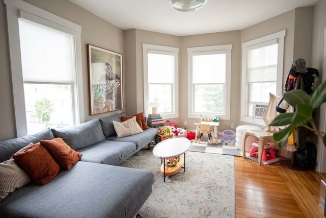 59 Harwood 3, Lynn, MA 01902