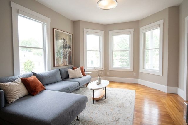 59 Harwood 3, Lynn, MA 01902