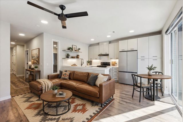 4510 Terry-O LN 210, Austin, TX 78745