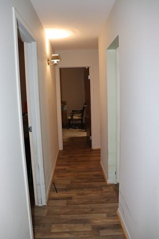 700 N Bruce Lane 211, Glenwood, IL 60425