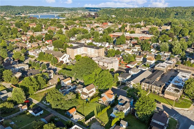 770 5th St, Beaver, PA 15009