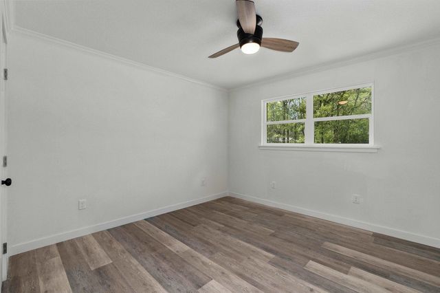 145 Madison Dr, Longview, TX 75603