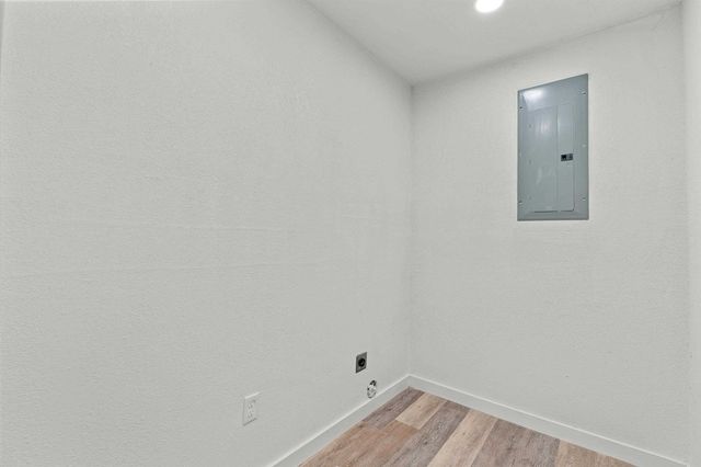 145 Madison Dr, Longview, TX 75603