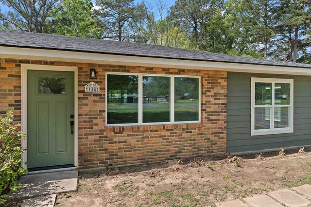 145 Madison Dr, Longview, TX 75603