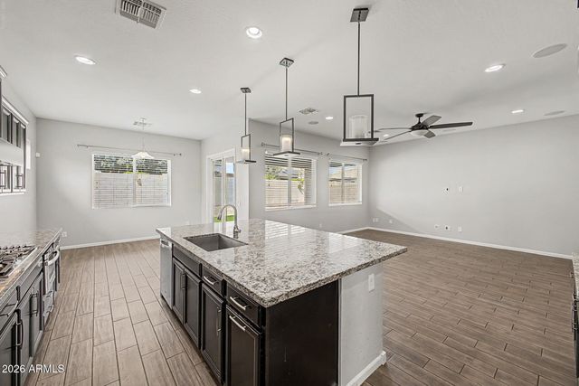 14710 W PASADENA Avenue, Litchfield Park, AZ 85340