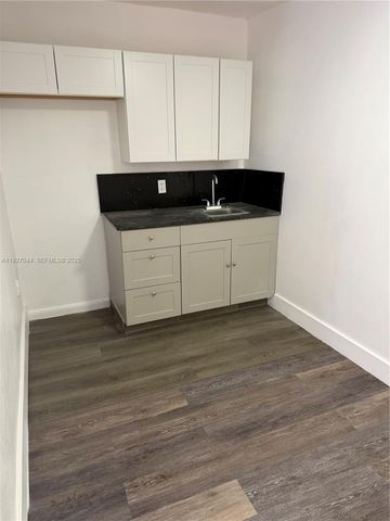 12455 SW 185th Ter, Miami, FL 33177